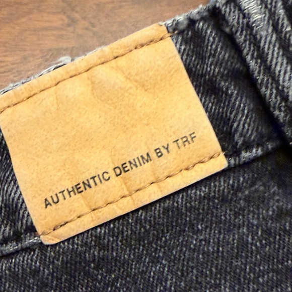 2 pairs denim shorts 24 - Picture 3 of 4